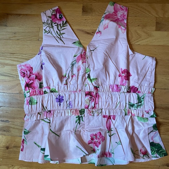 Express Floral V-Neck Ruffle Peplum Tank - Picture 3 of 3